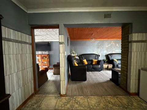 3 Bedroom Property for Sale in Hillcrest Heights Western Cape